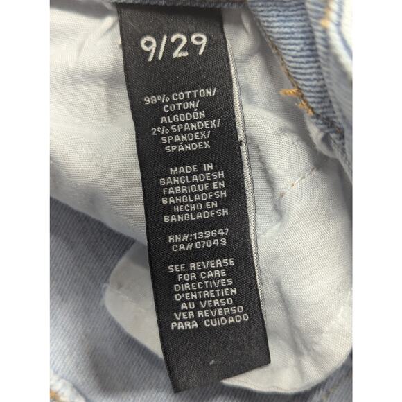 Kendall + Kylie The Hipster Short Denim Light Wash Size 9/29 2" Inseam - Picture 3 of 6